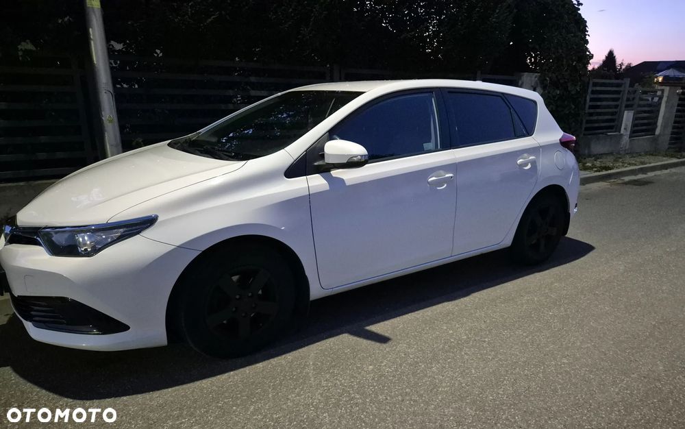 Toyota Auris 1.33 VVT-i Active - 1