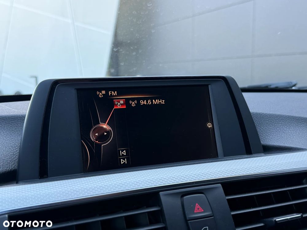 BMW Seria 3 330i GPF xDrive M Sport - 20