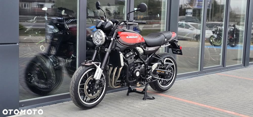 Kawasaki Z 900 RS - 27