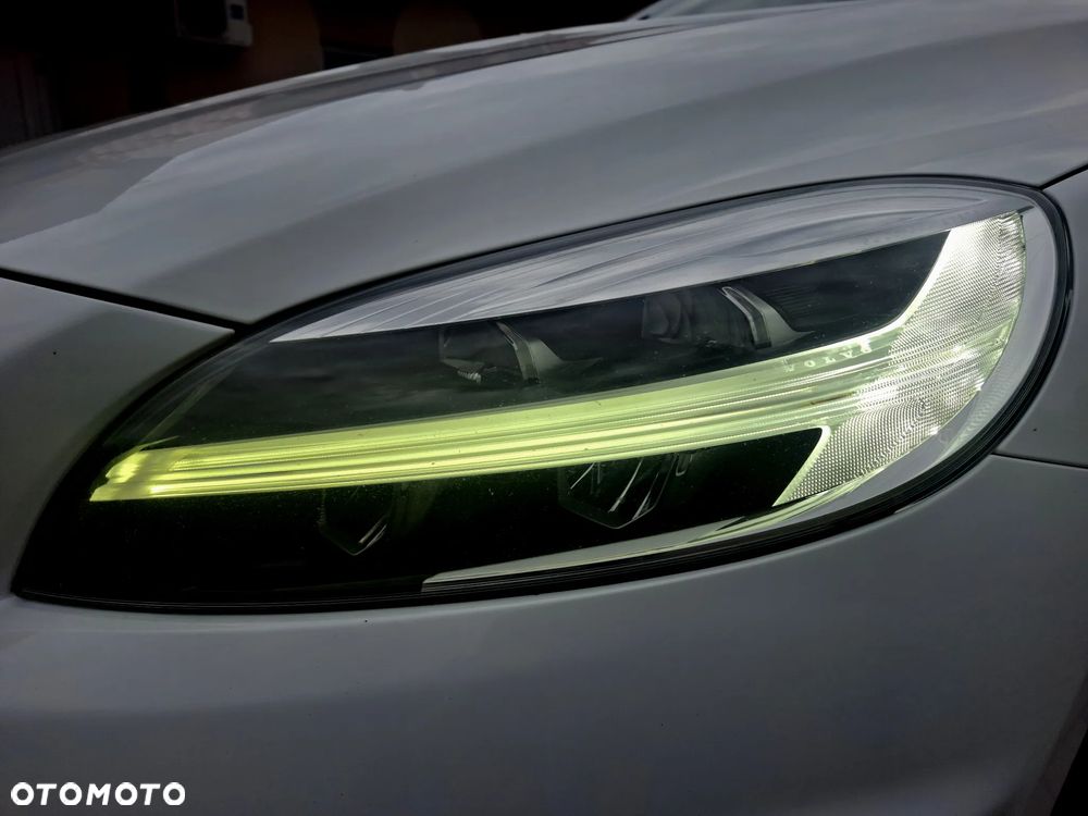 Volvo V40 D3 RDesign - 28