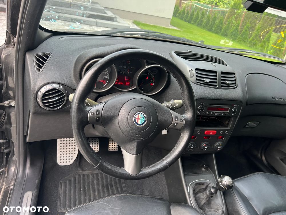 Alfa Romeo 147 3.2 24v GTA - 13
