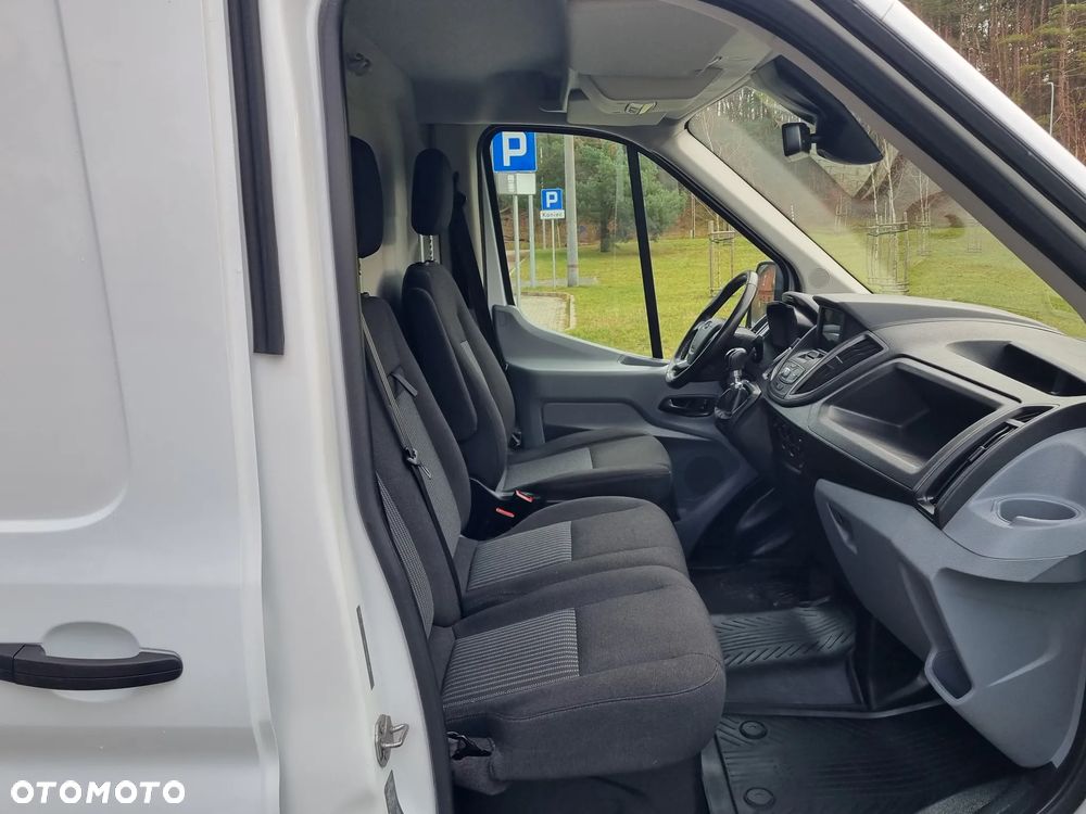 Ford Transit - 15