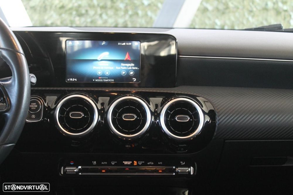 Mercedes-Benz A 180 Limousine d Style Aut. - 17