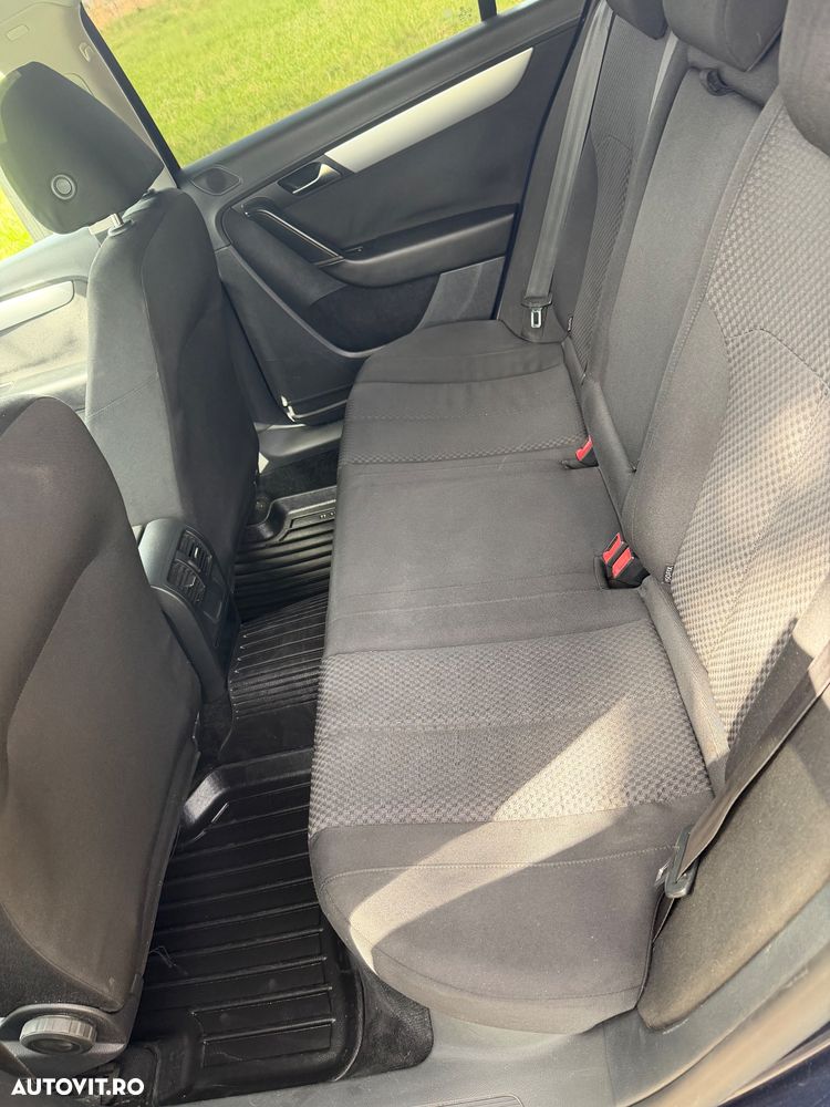 Volkswagen Passat 1.6 TDI BlueMotion - 9
