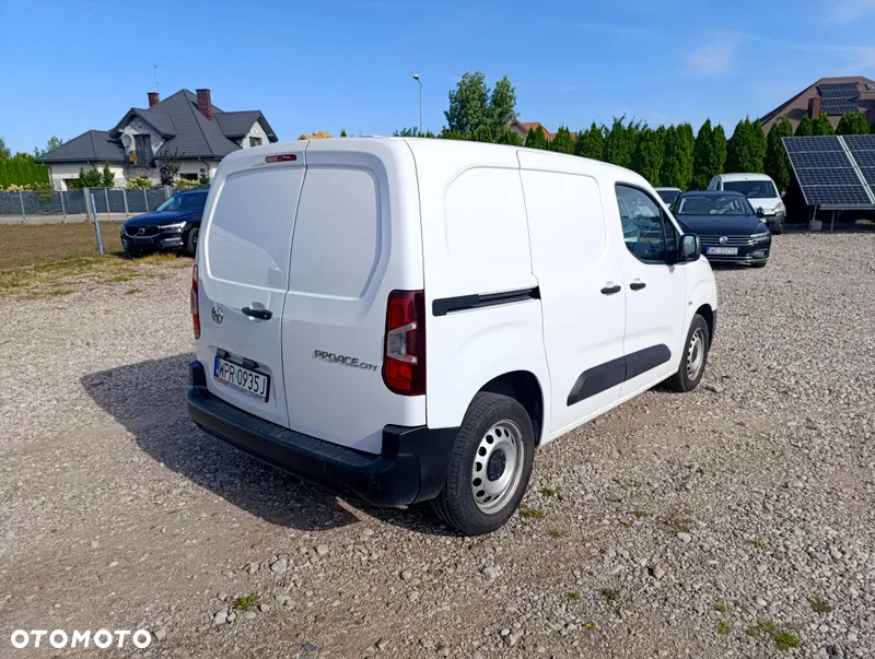 Toyota Proace City Furgon - 8