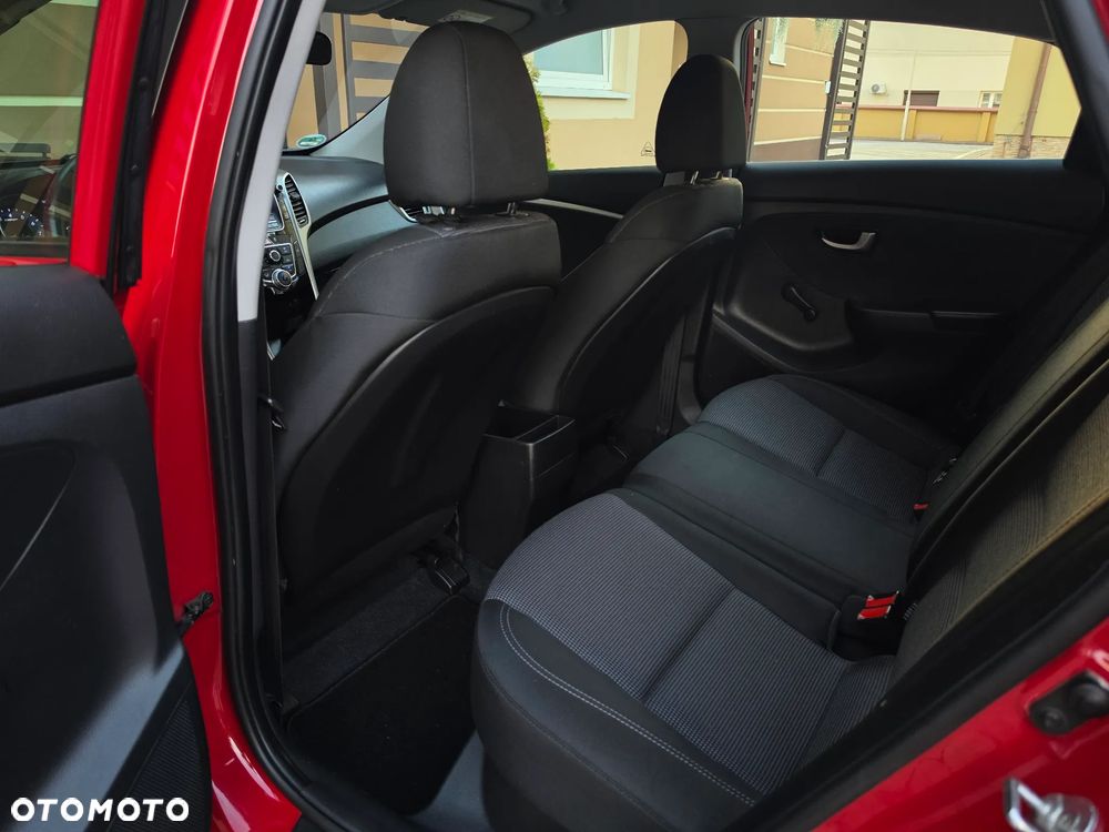 Hyundai i30 1.4 CRDi Trend - 37
