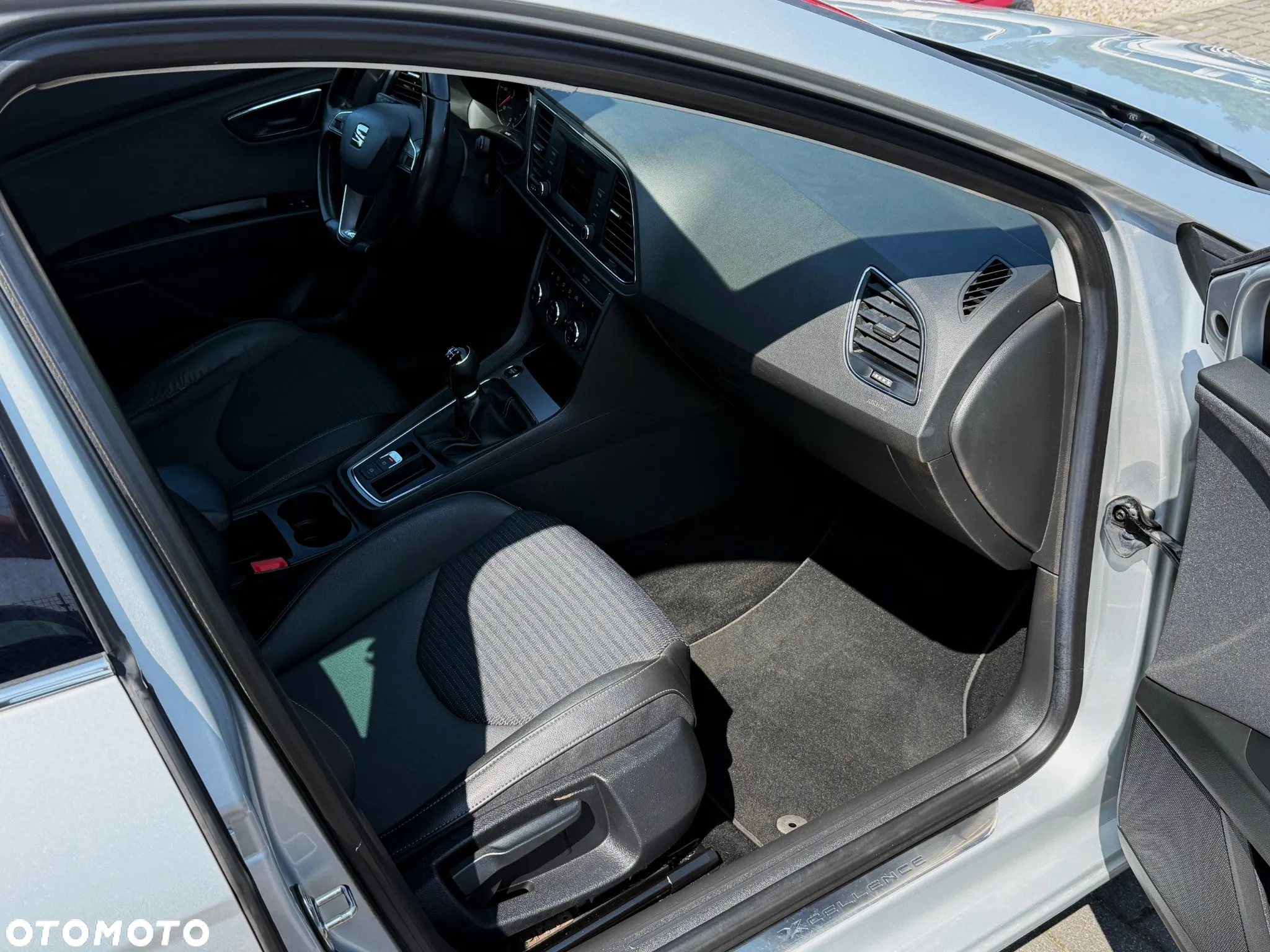 Seat Leon 2.0 TDI Xcellence S&S - 12
