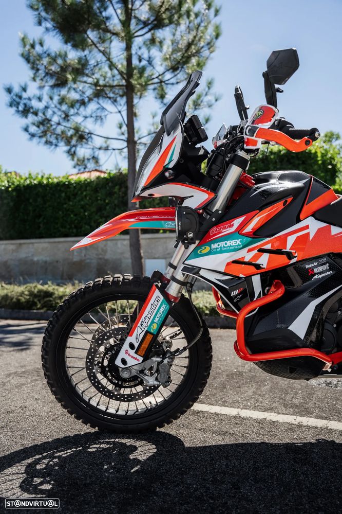 KTM 890 Adventure R - 11