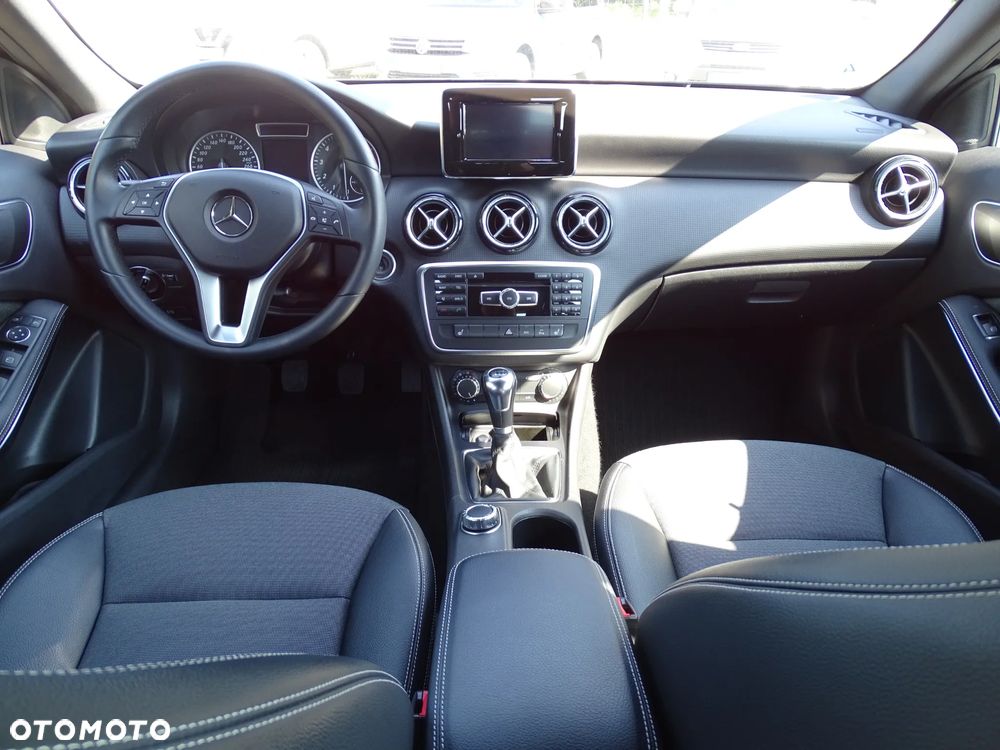Mercedes-Benz Klasa A 180 (BlueEFFICIENCY) Urban - 19