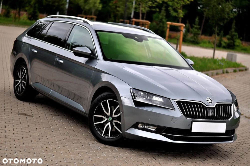 Skoda Superb 2.0 TDI DSG Premium Edition - 3