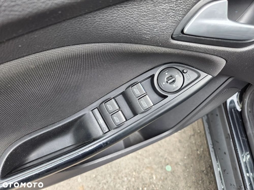 Ford Focus 1.6 EcoBoost Titanium - 14