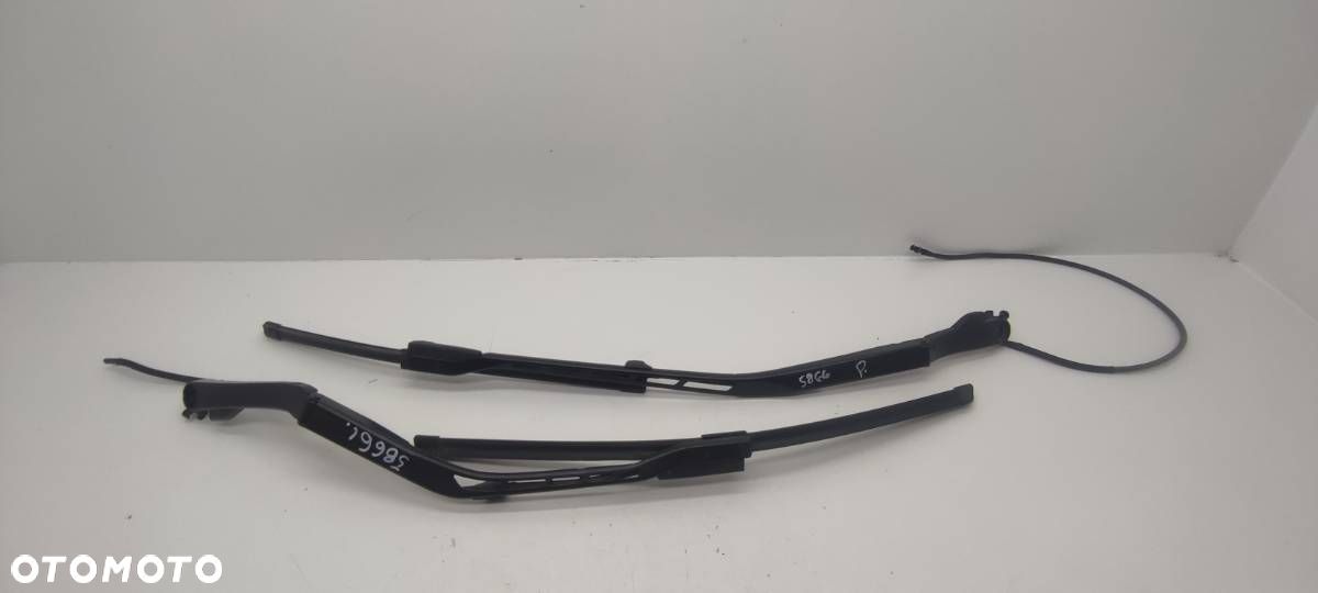 RAMIONA WYCIERACZEK PRZÓD PRZEDNICH VOLVO S90 II 31440420 - 1