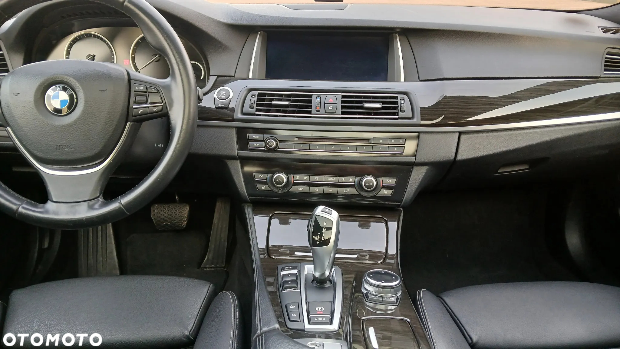 BMW Seria 5 535d xDrive Luxury Line - 12