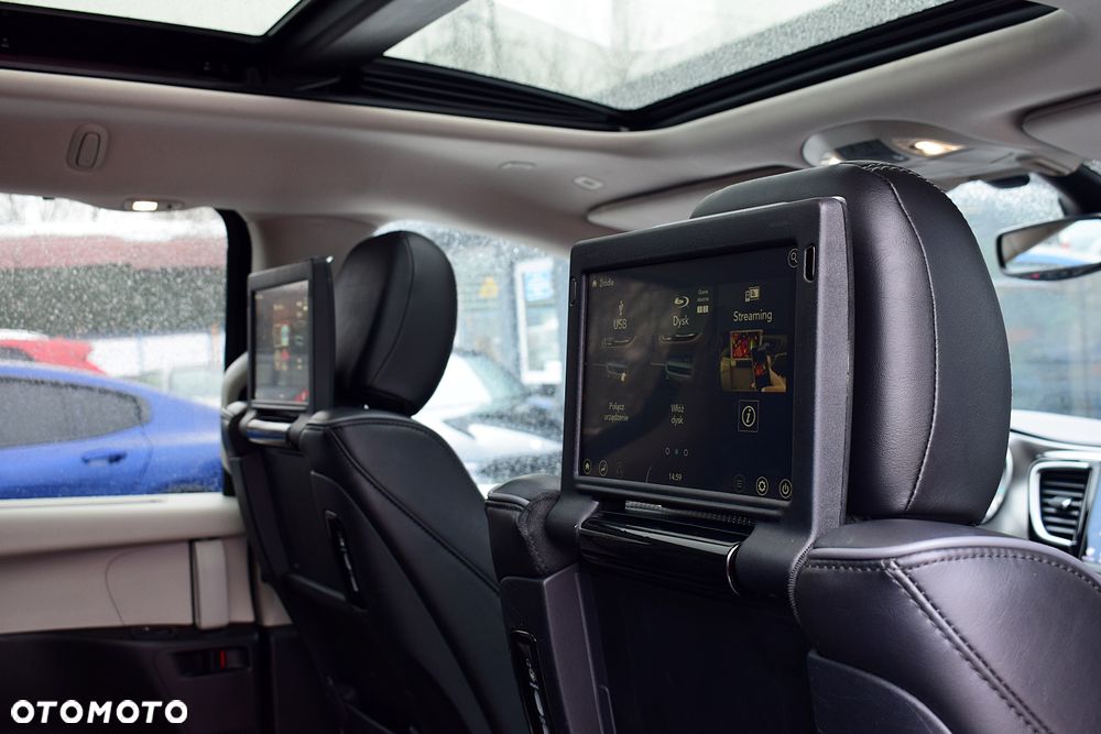 Chrysler Pacifica - 14