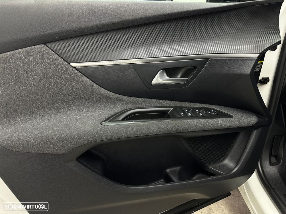 Peugeot 3008 1.5 BlueHDi Active - 16