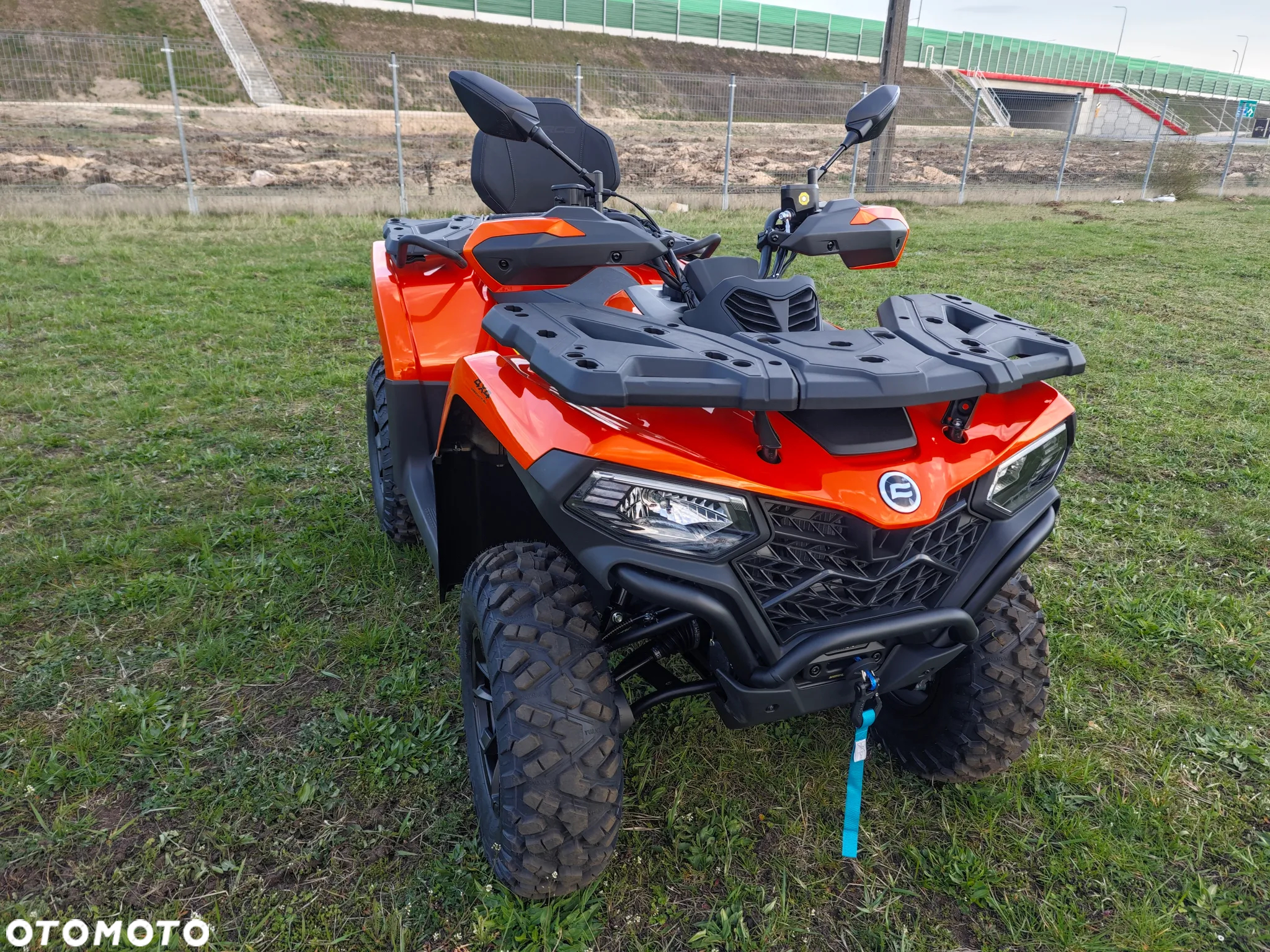 CFMoto CForce - 9