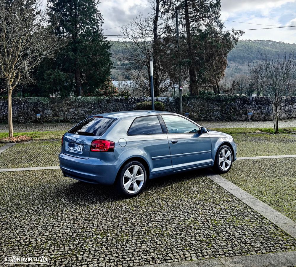 Audi A3 1.2 TFSI S line Sport Pack - 4