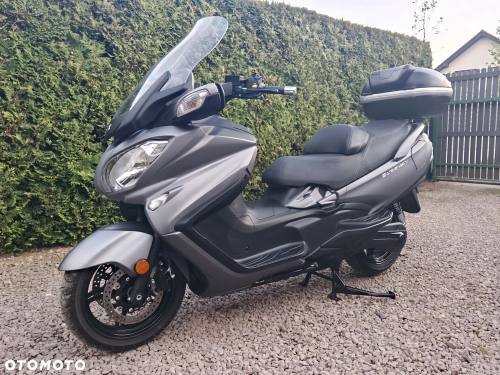Suzuki Burgman - 15