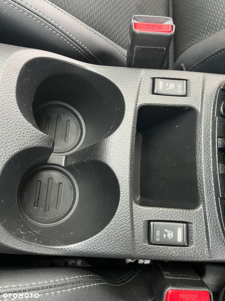 Nissan Qashqai 1.3 DIG-T TEKNA - 20