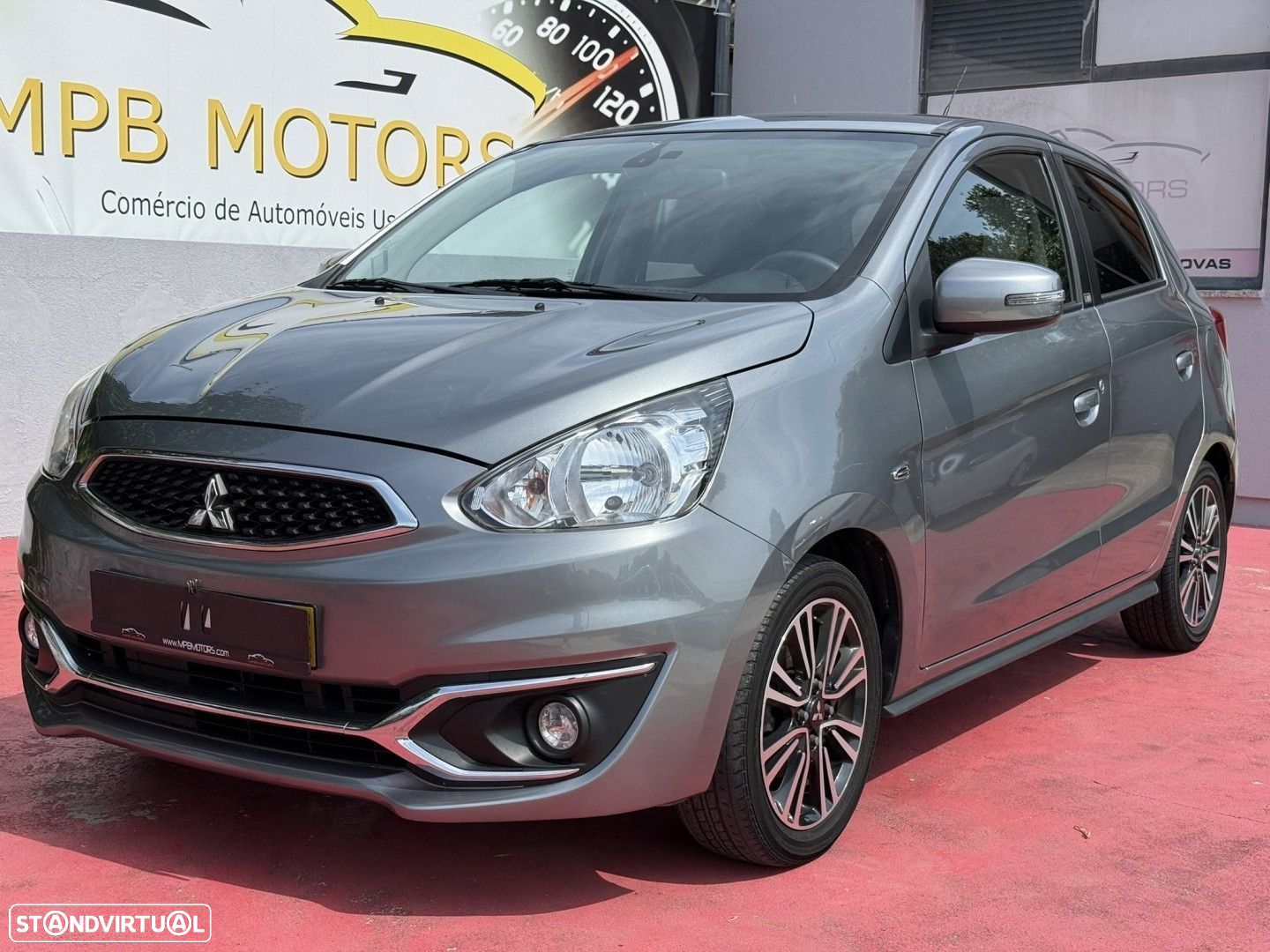Mitsubishi Space Star 1.2 Intense Connect Edition - 1