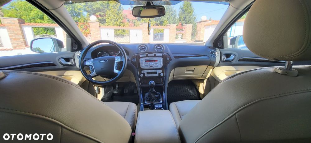 Ford Mondeo 2.0 Ghia Executive - 9
