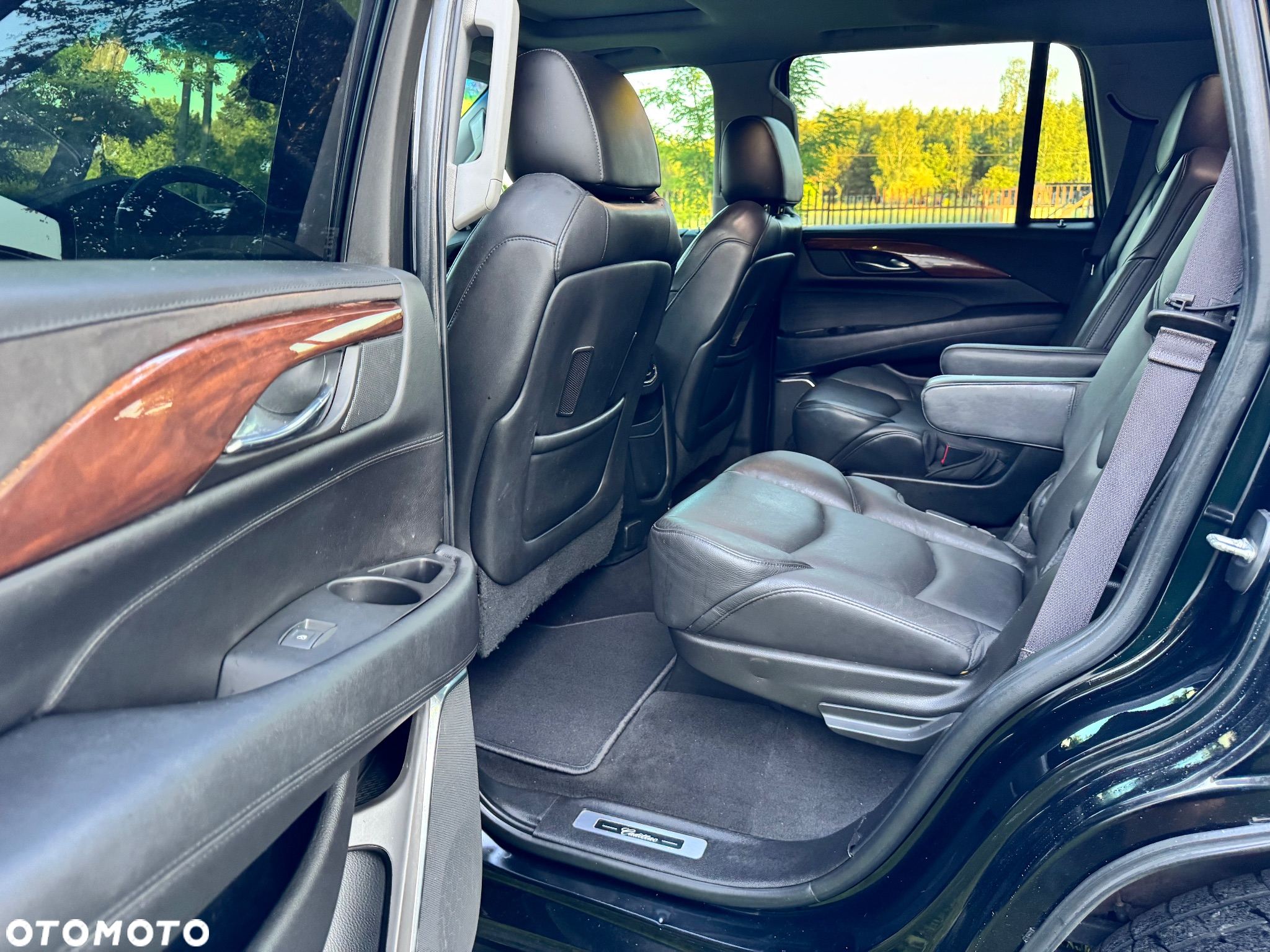 Cadillac Escalade 6.2 V8 AWD AT Premium - 25