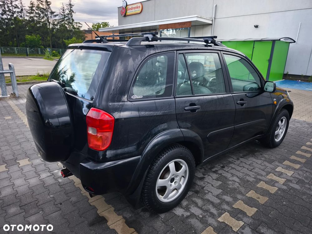 Toyota RAV4 2.0 D-4D 4x4 - 3