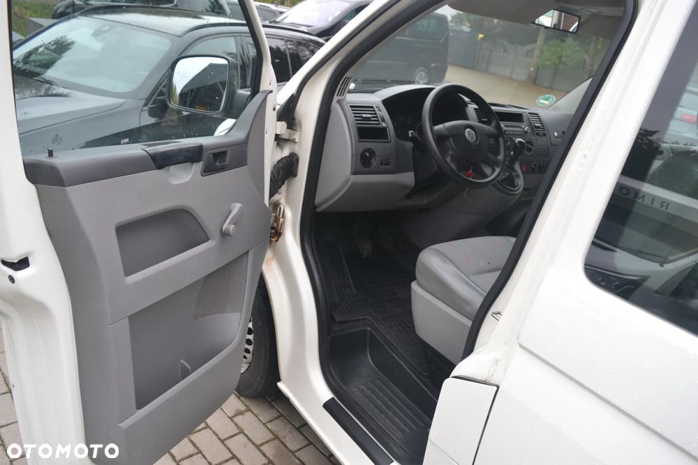 Volkswagen Transporter - 6