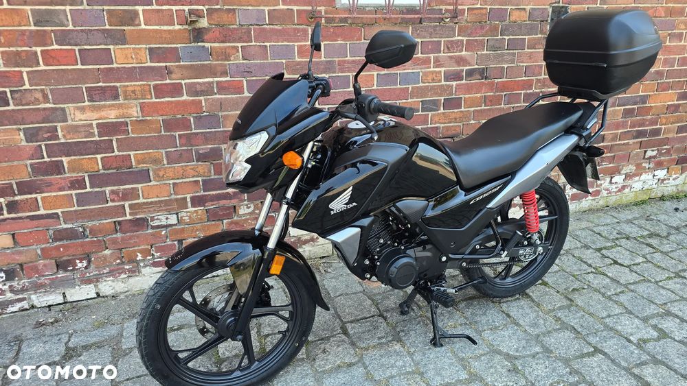 Honda CBF - 3