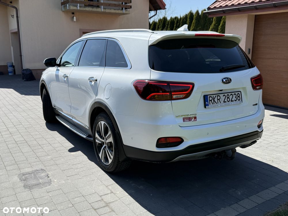 Kia Sorento - 4