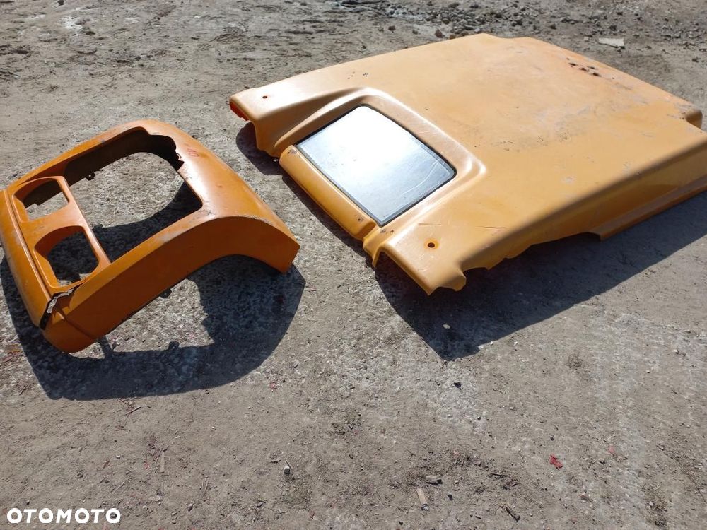 Pokrywa silnika Manitou MLT-635-130PS New Holland,MASKA,OBUDOWA - 20