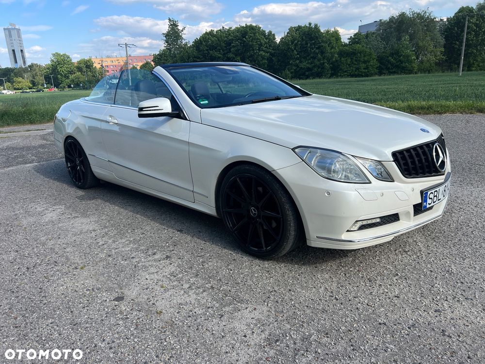 Mercedes-Benz Klasa E 250 CGI BlueEFFICIENCY Automatik Avantgarde - 17