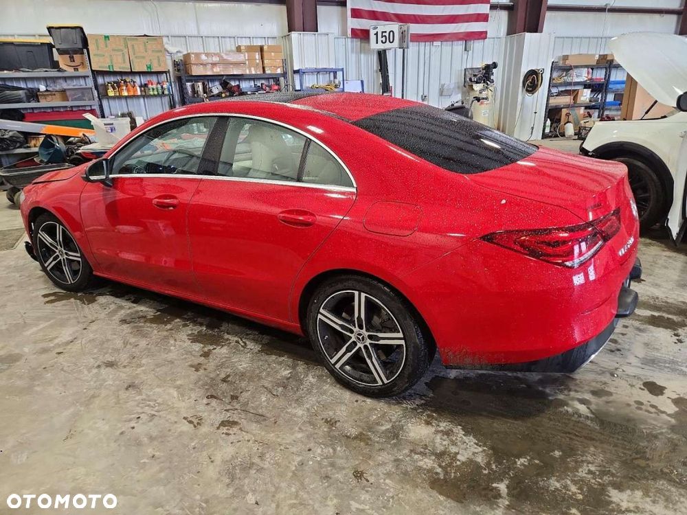 Mercedes-Benz CLA - 2