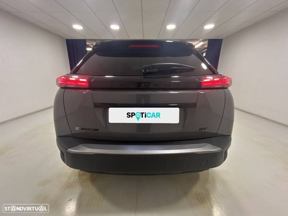 Peugeot 2008 - 7