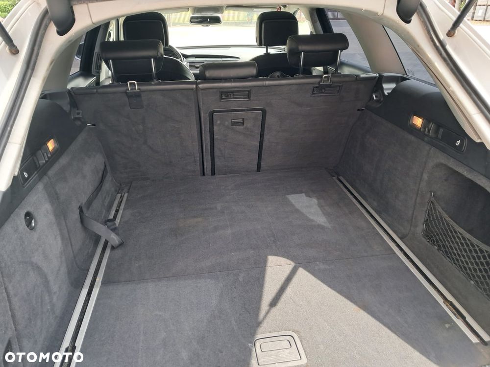 Audi A6 Avant 2.0 TDI ultra S tronic - 12