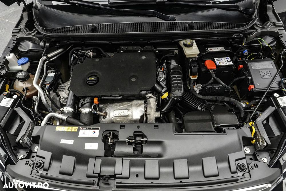 Peugeot 308 BlueHDi 130 EAT8 Black Edition - 24