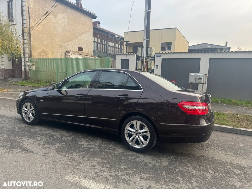 Mercedes-Benz E 350 T CDI DPF BlueEFFICIENCY 7G-TRONIC Avantgarde - 4