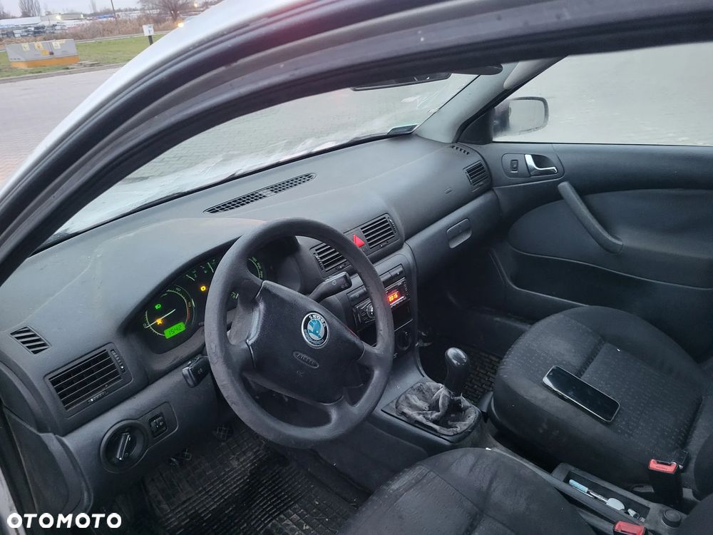 Skoda Octavia 1.9 TDI Tour - 7