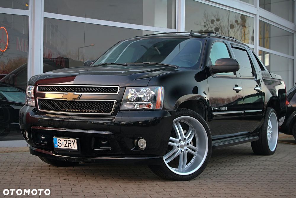 Chevrolet Avalanche - 9