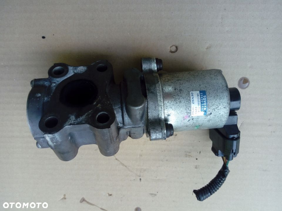 Lexus IS220 IS 220  2.2 D4D zawor EGR  25670-0R012 - 2
