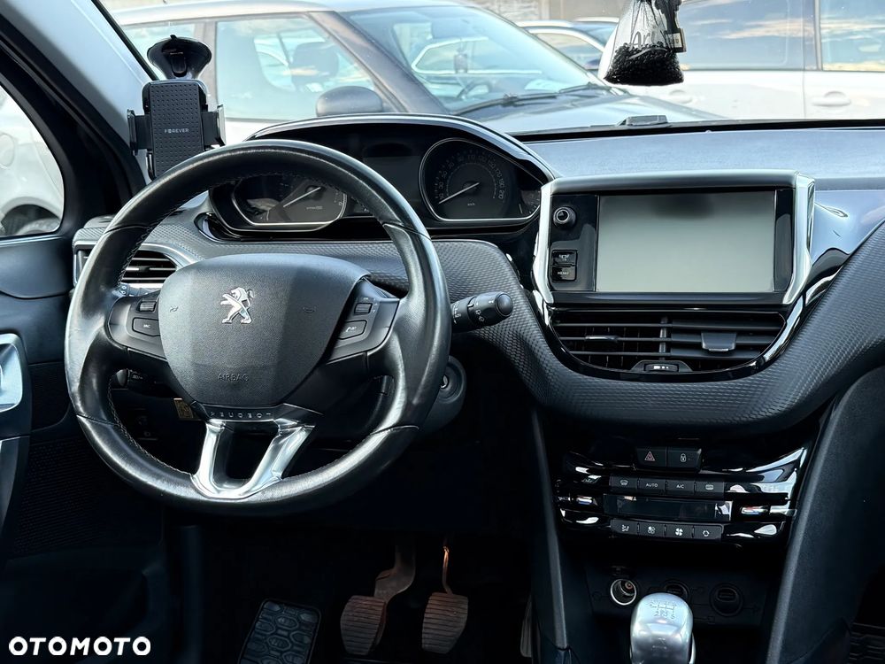 Peugeot 2008 1.6 e-HDi Allure S&S - 8