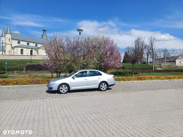 Volkswagen Jetta 2.0 TDI DPF Comfortline