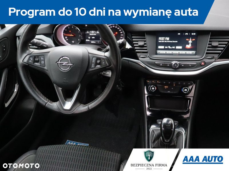 Opel Astra - 8