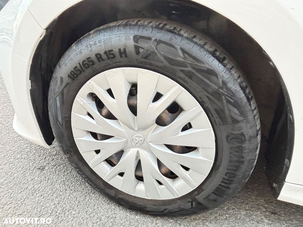 Toyota Yaris 1.5 VVT-i HSD Dynamic - 9