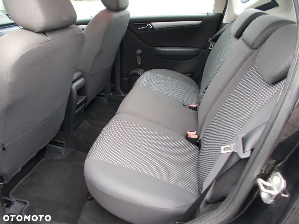 Mercedes-Benz Klasa A 170 Classic - 16