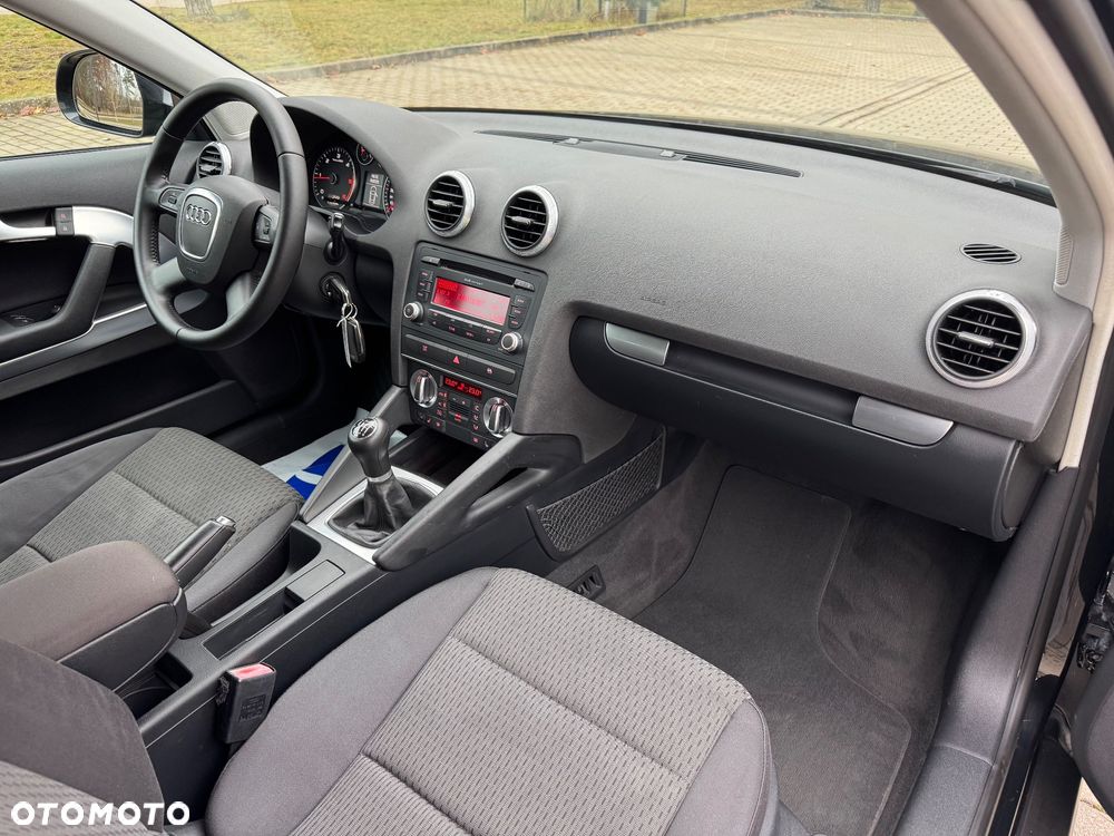 Audi A3 3-drzwiowe 2.0 TDI Ambiente - 21