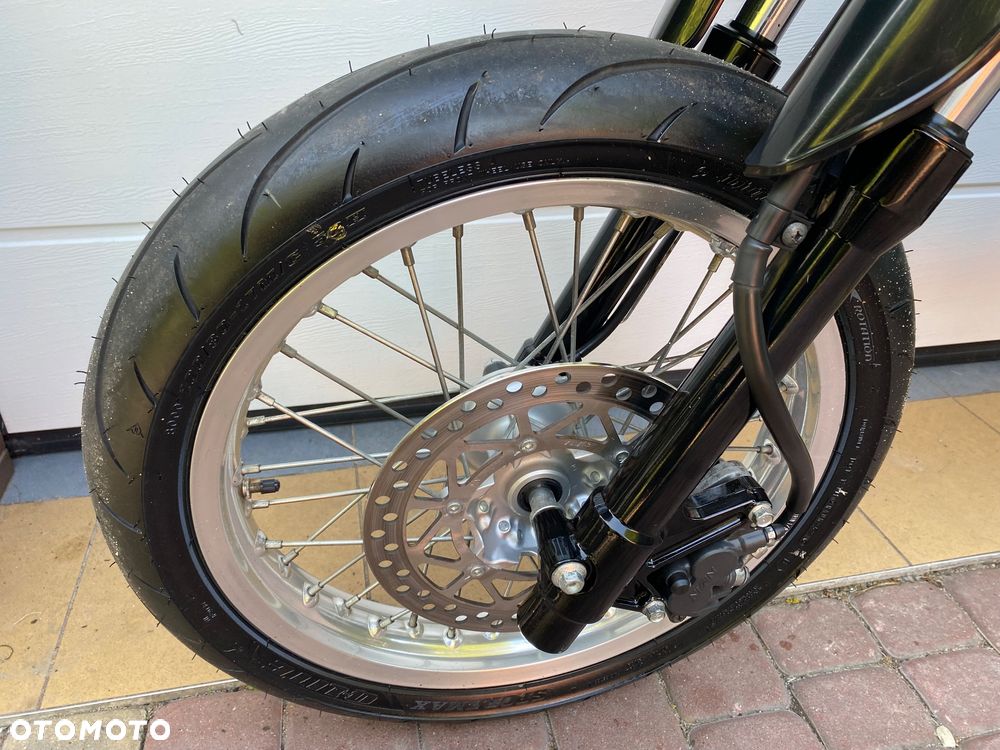 Suzuki DR - 21