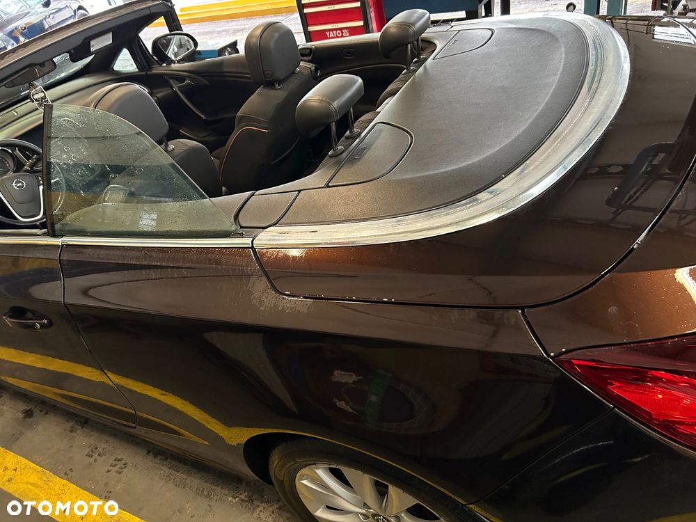 Opel Cascada - 34