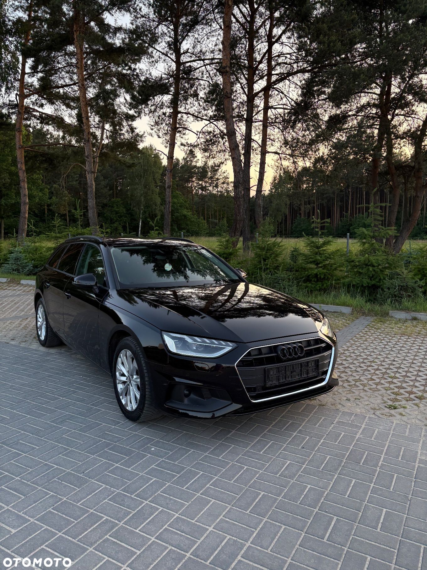 Audi A4 2.0 TDI Design S tronic - 1