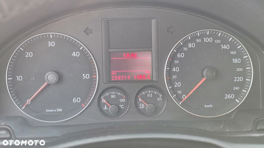 Volkswagen Jetta - 8